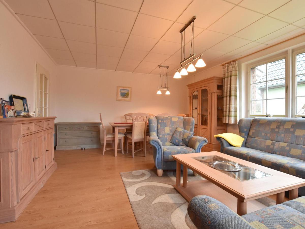 Classy Apartment In Boltenhagen With Terrace Екстериор снимка