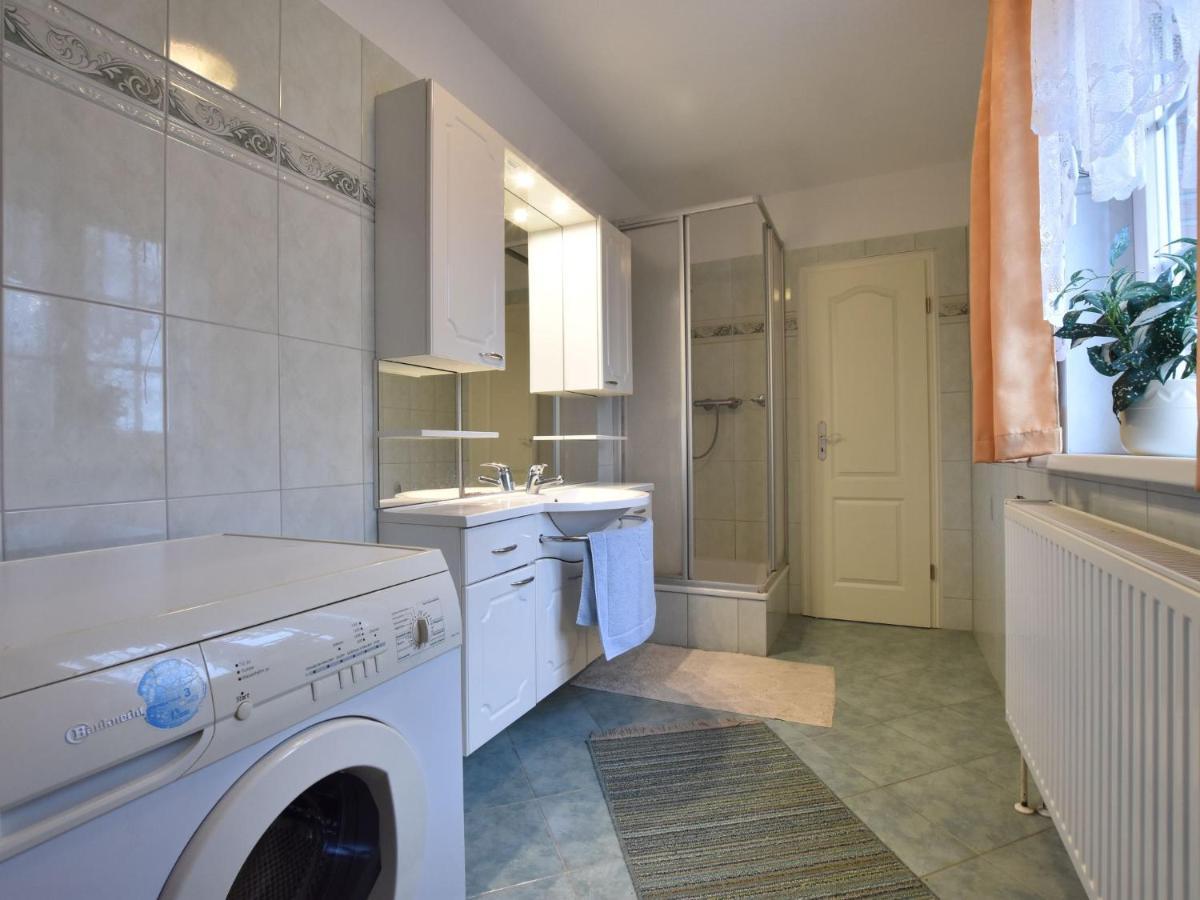 Classy Apartment In Boltenhagen With Terrace Екстериор снимка